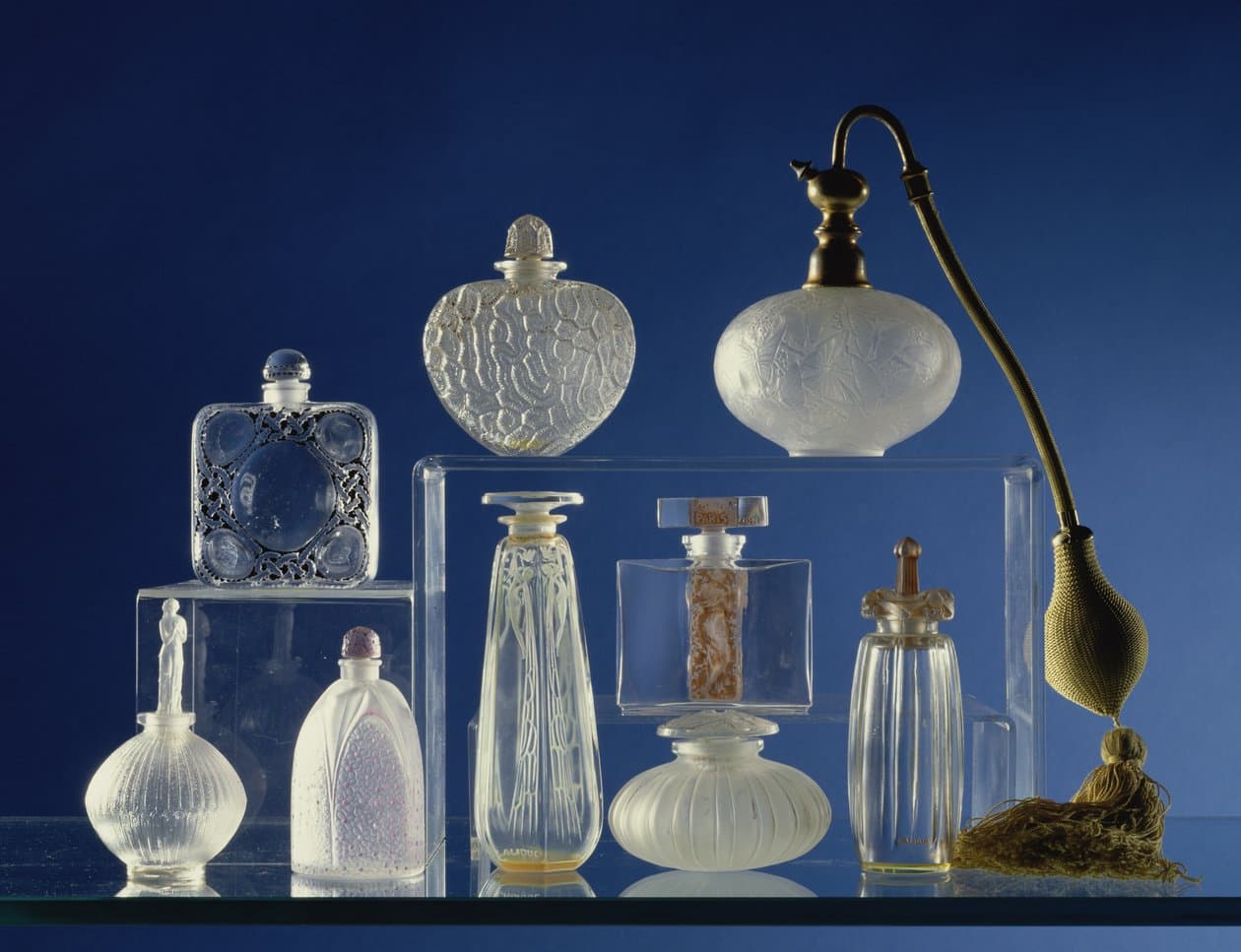René Lalique’s Glass Panels and Perfume Bottles
